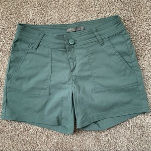 Prana 4.5” Short